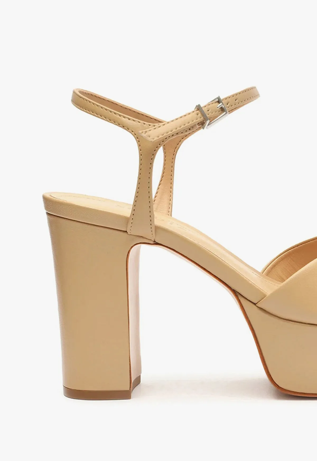 Keefa Sandal