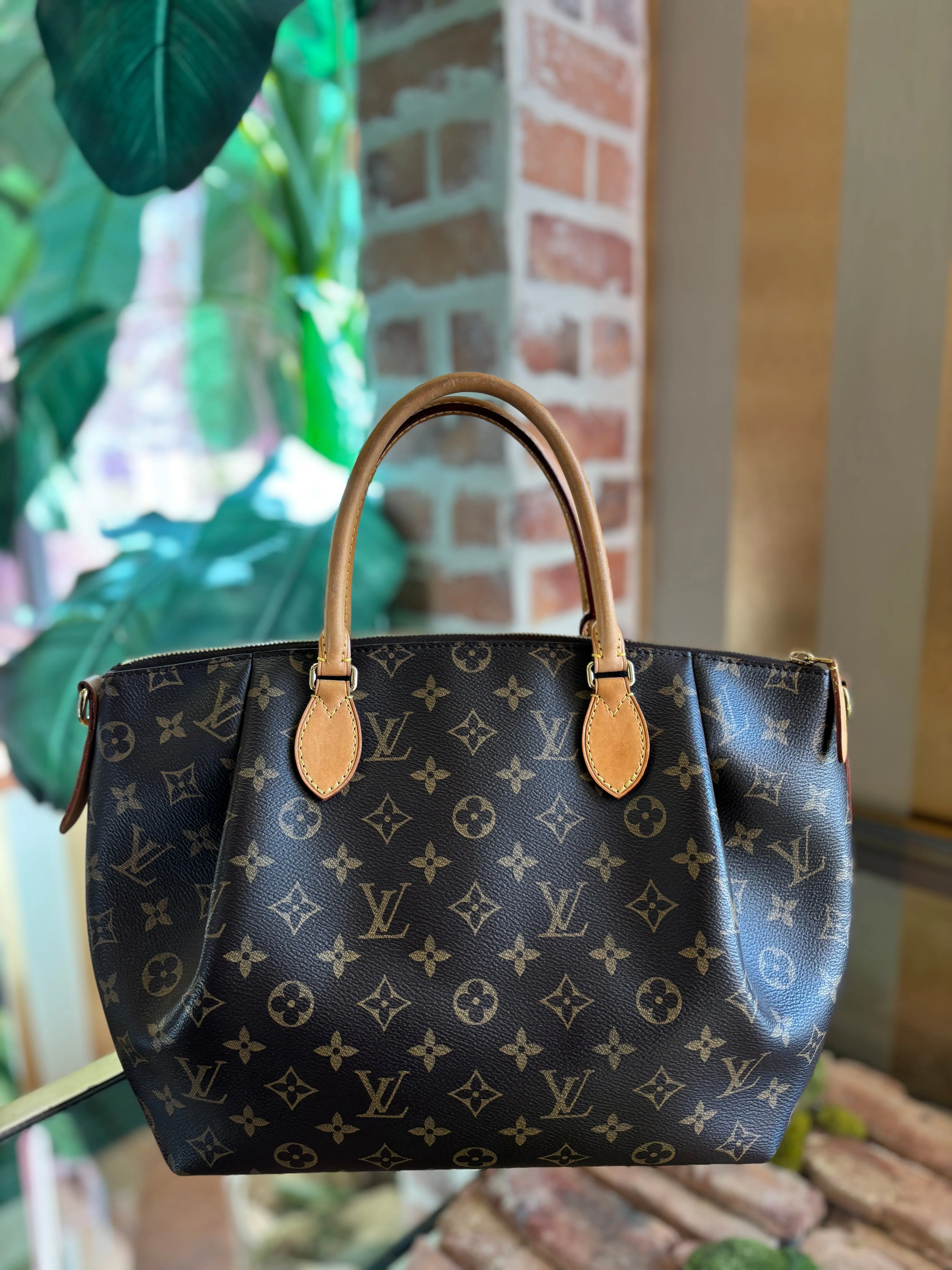 LOUIS VUITTON Monogram Turenne MM