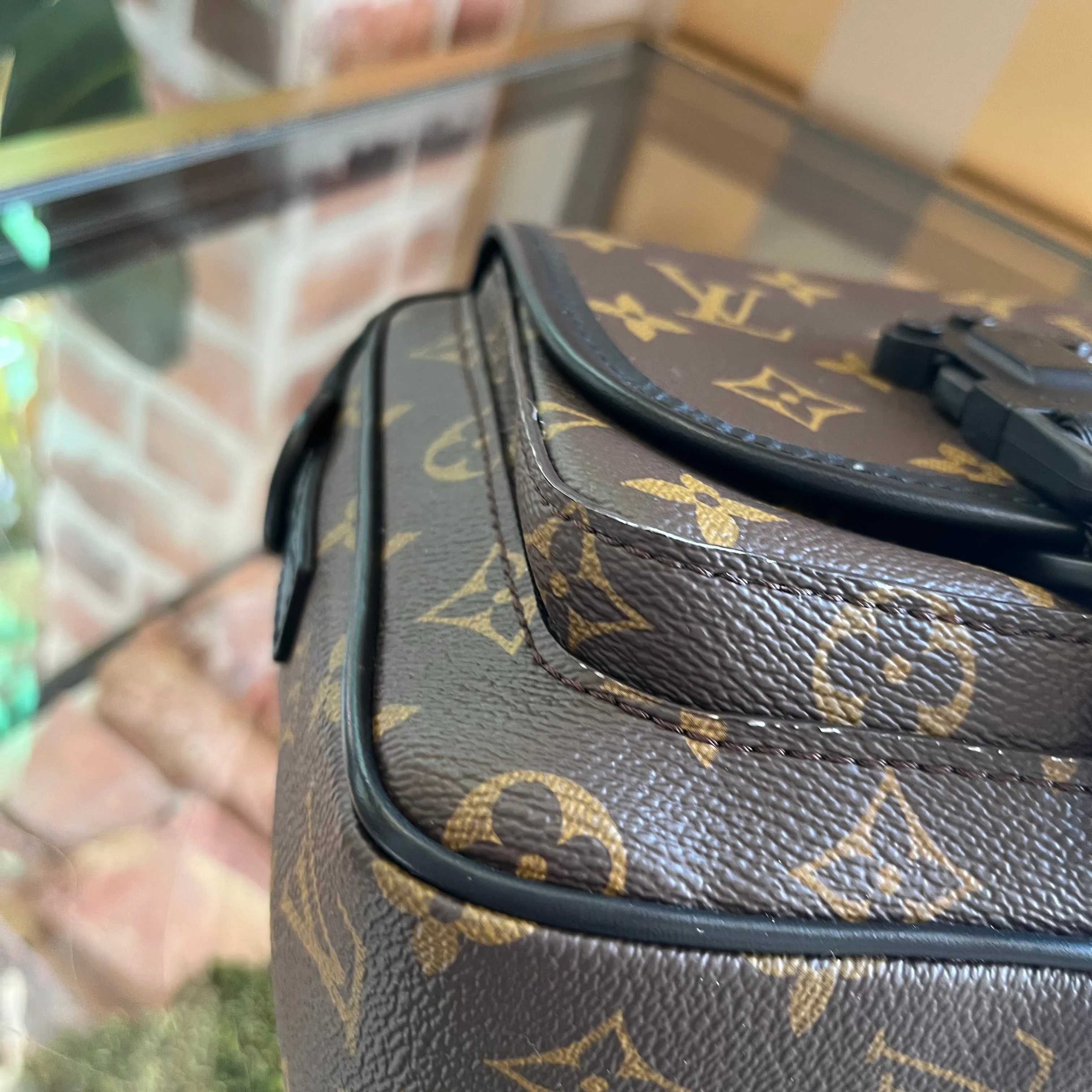 LOUIS VUITTON Quest Monogram Messenger