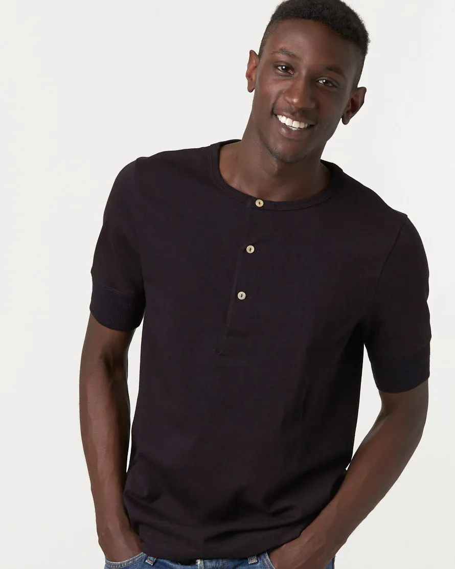 Merz b. Schwanen Good Originals 207 7.2oz Loopwheeled S/S Henley - Deep Black