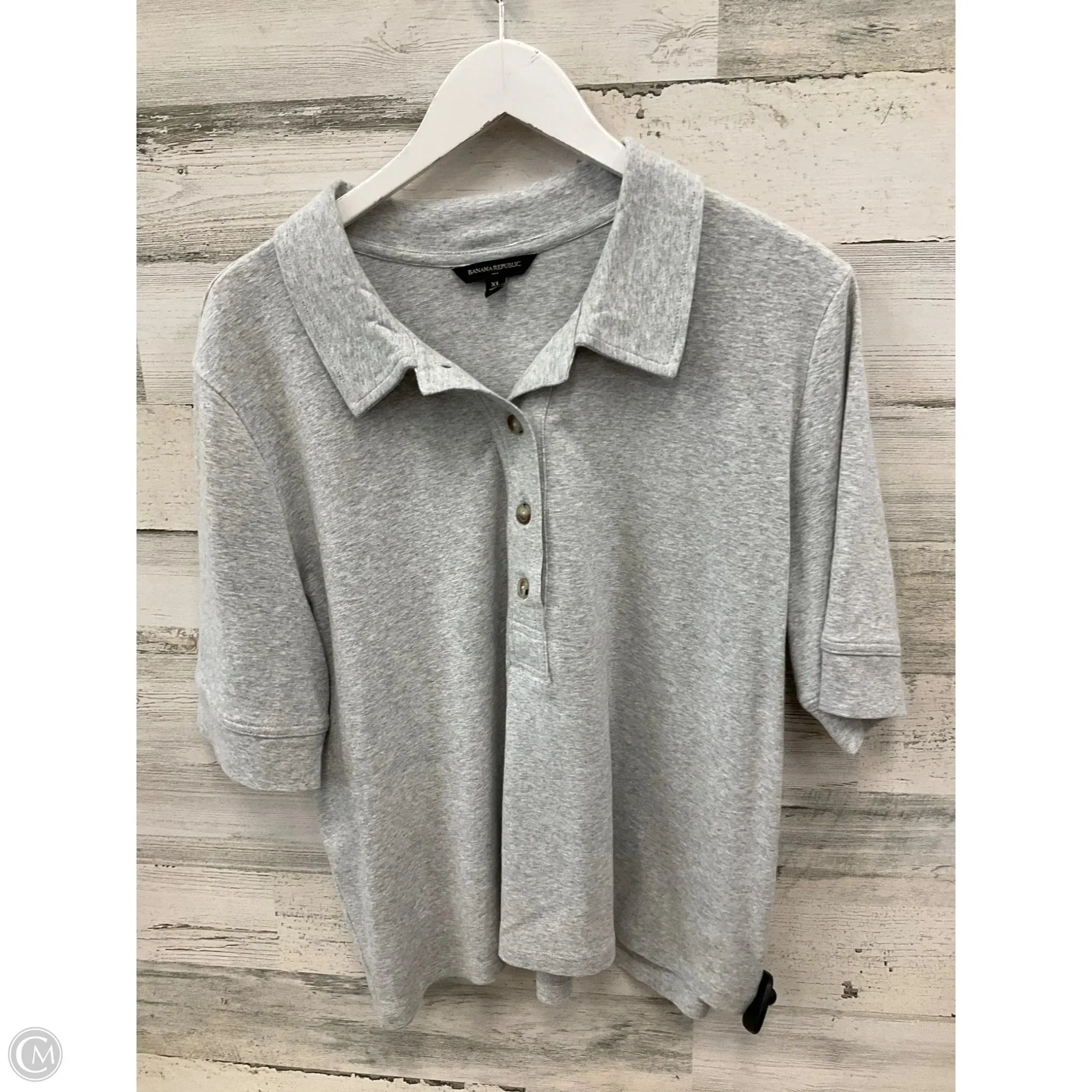 Top Short Sleeve By Banana Republic In Grey, Size: Xl